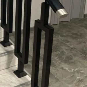 Металлические черные балясины для лестницы